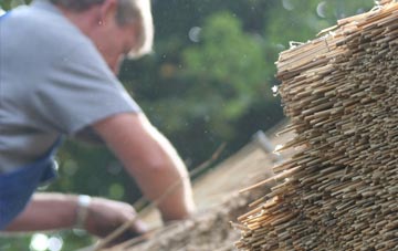 professional Ogbourne St Andrew thatchers